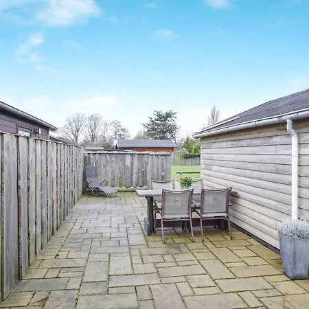 Tinyhouse Noord-holland Honden Welkom Omheinde Tuin 10 Km Dirkshorn